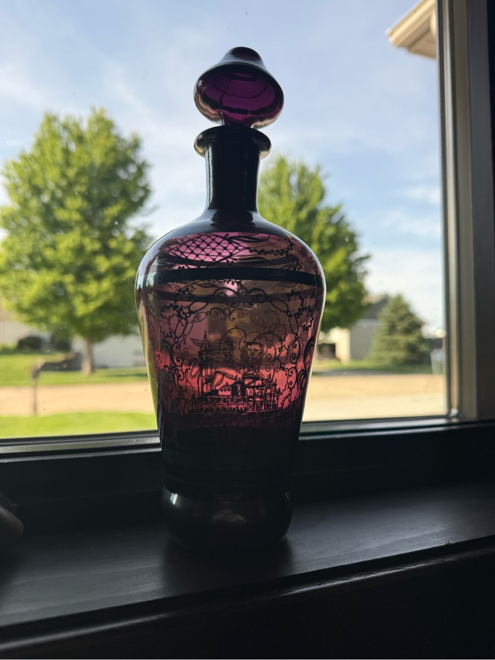 Vintage Italian Murano Amethyst decanter bottle w/stopper, St. Mark’s Lion